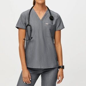Figs Catarina One-pocket Scrub top Size XS/S Heathered Denim NWT